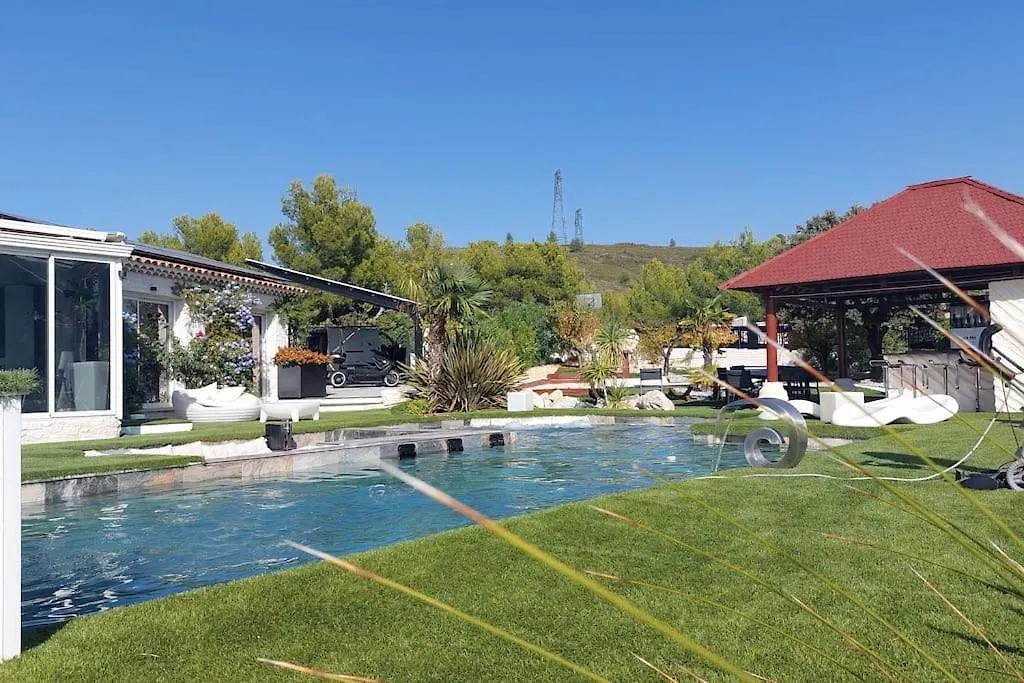 Fabuleuse Villa Marseille -7 Chambres -14 Pers Avec Grande Piscine 2 Jacuzzis